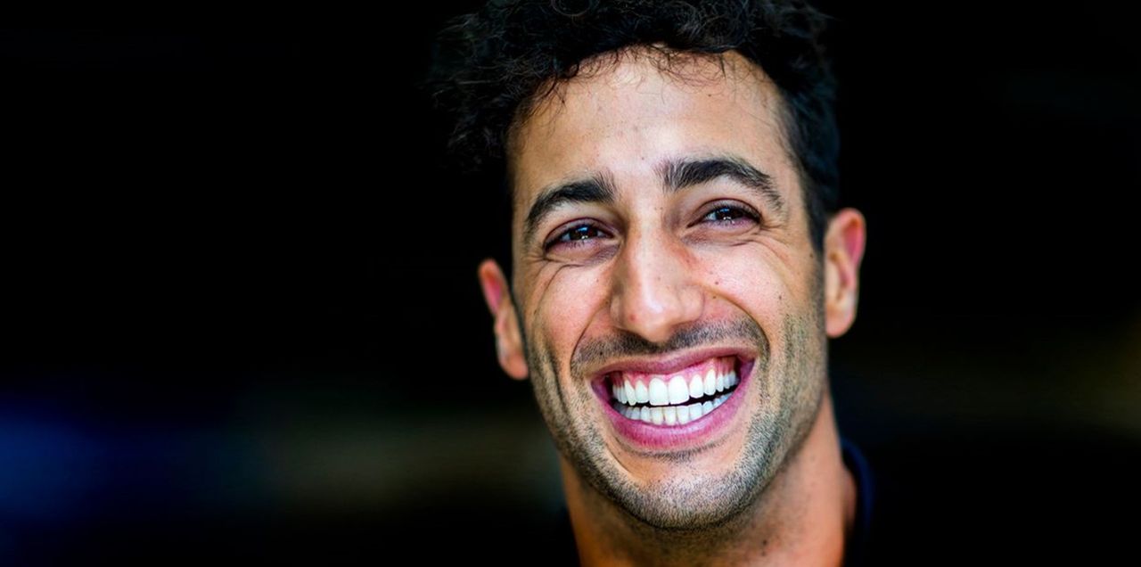 Ricciardo joins McLaren