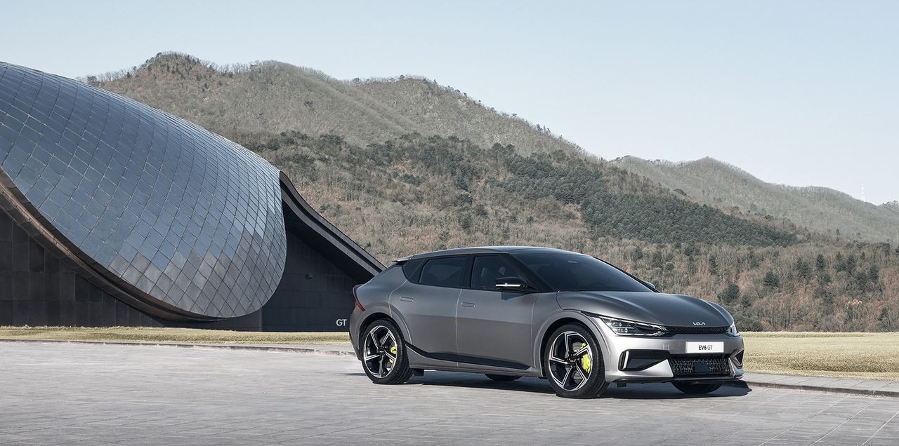 Kia EV6 GT wins 2023 World Performance Car Award
