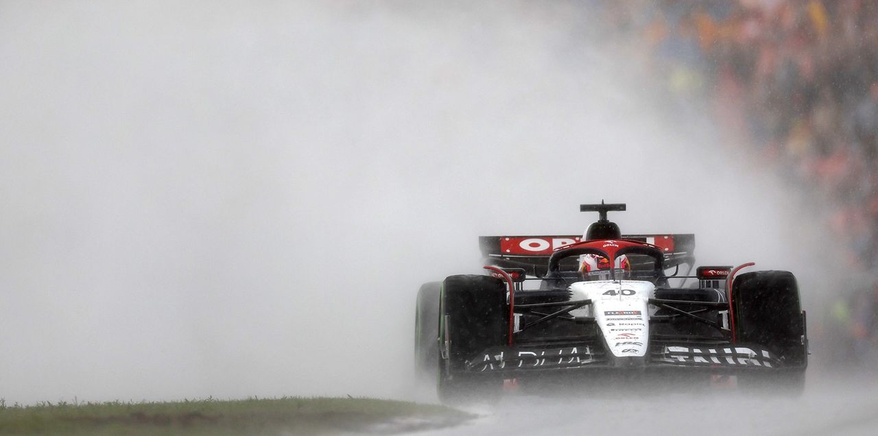 Lawson Survives the Zandvoort Gauntlet
