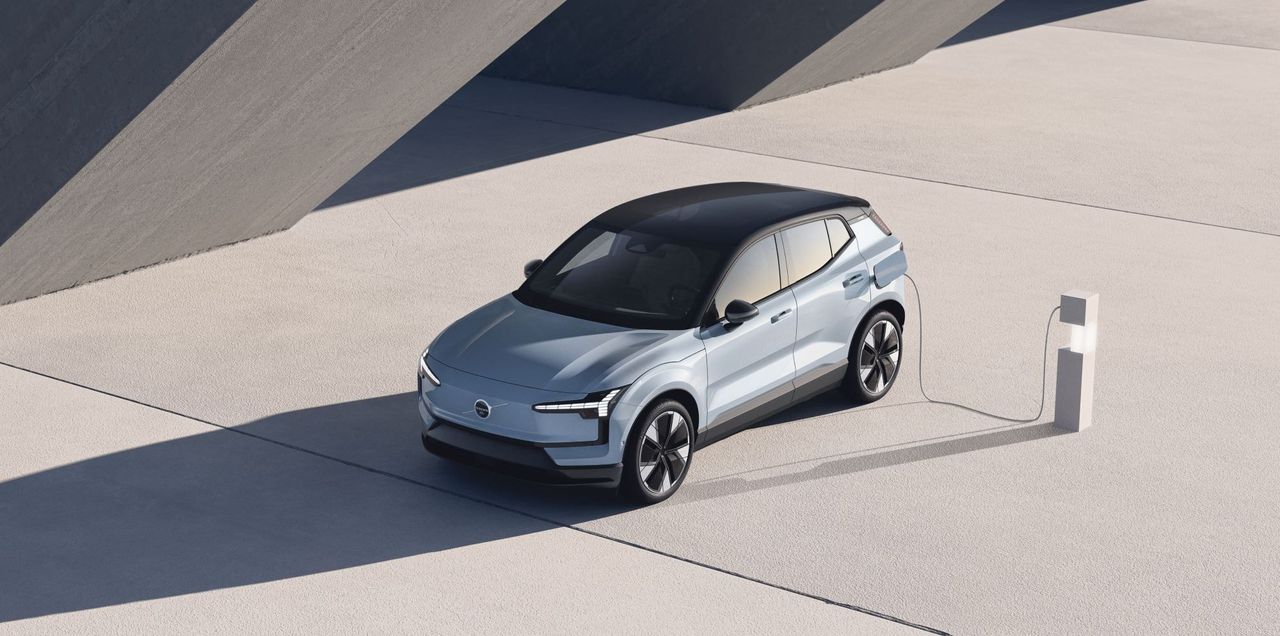 Volvo reveals fully electric EX30 crossover