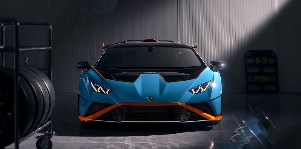 Track prowess for the road: The new Lamborghini Huracán STO