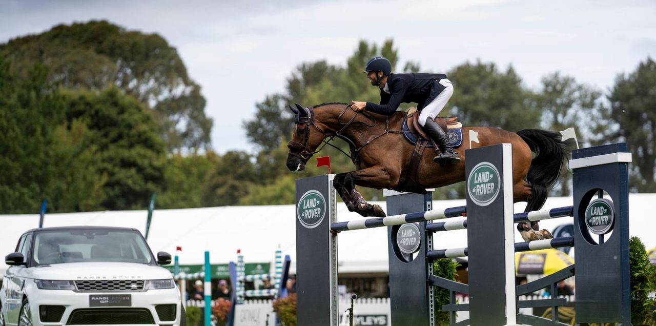Land Rover adds horsepower to Equestrian New Zealand