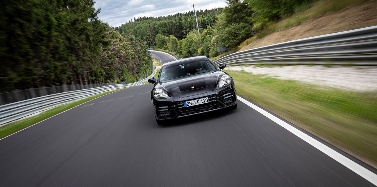 New Porsche Panamera achieves lap record at the Nürburgring
