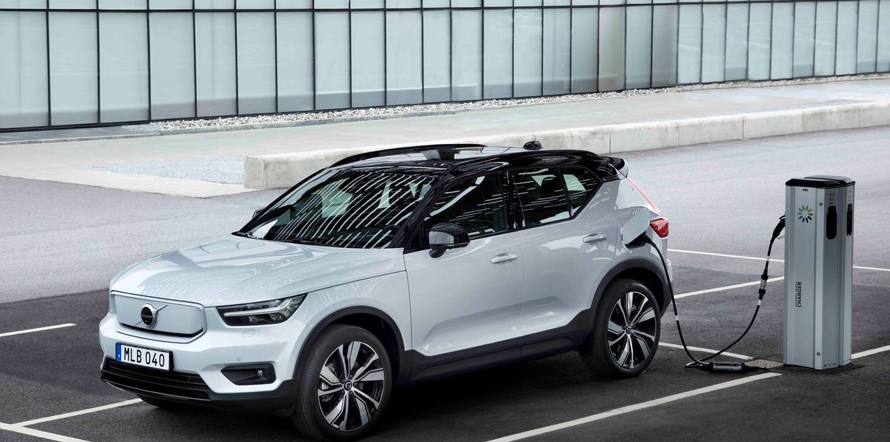 Fully electric Volvo XC40 Recharge production underway