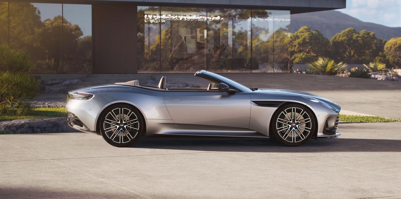 DB12 Volante introduces Aston Martin’s ultimate open-top tourer