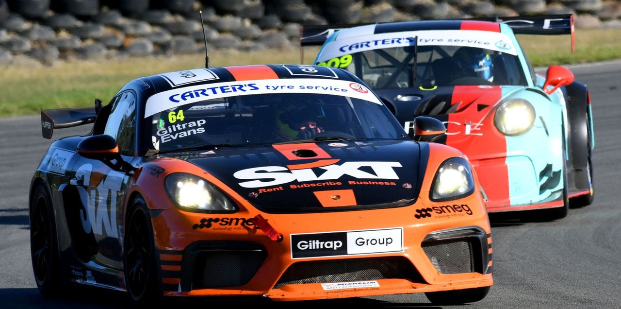 Giltrap Group Motorsport One for One at Ruapuna