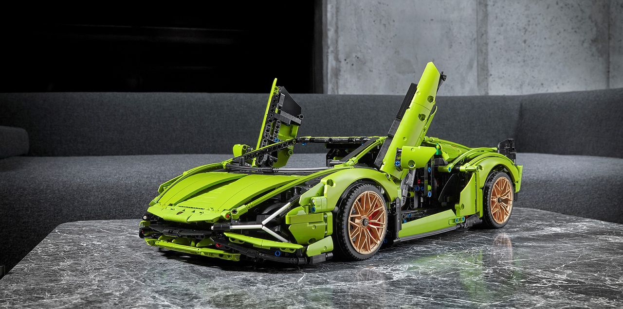 The most powerful Lamborghini produced, in LEGO® Technic™