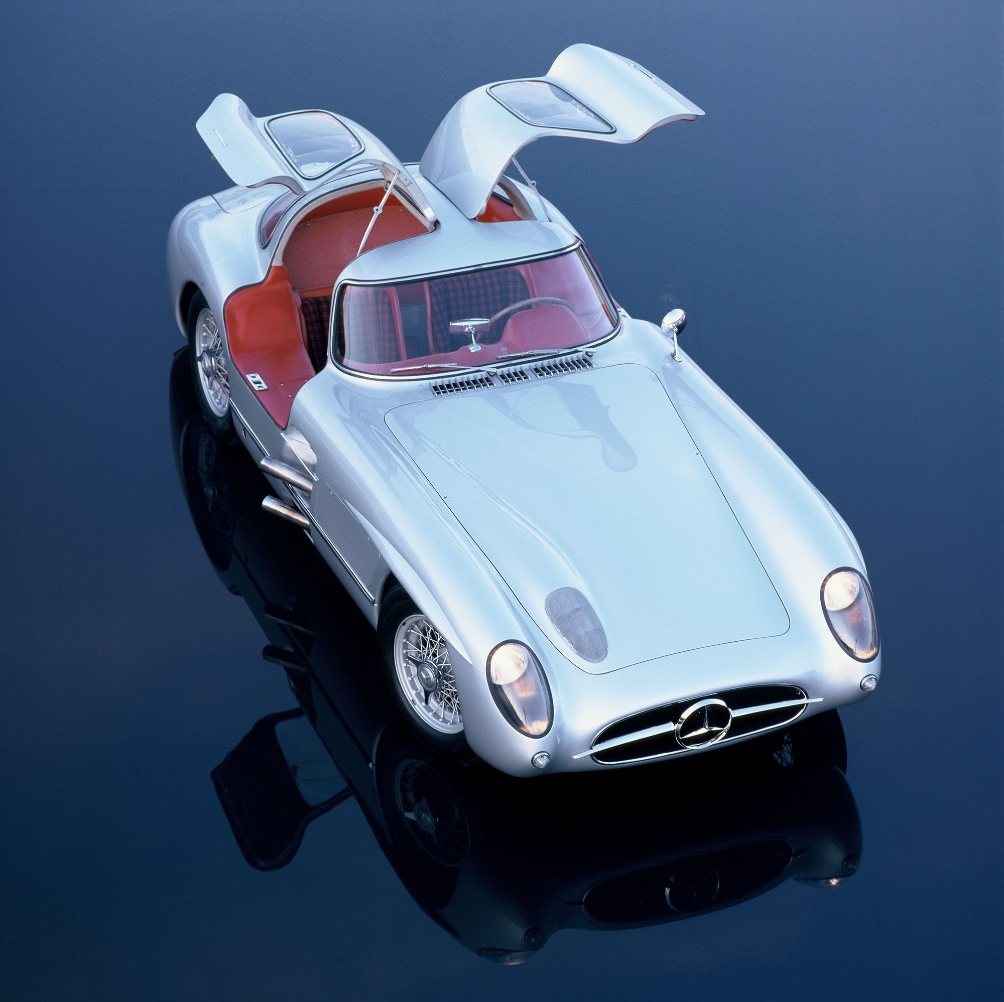 Featured | Mercedes-Benz SLR McLaren