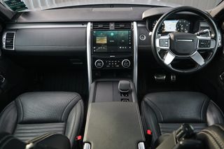 Land Rover Discovery D250 R-Dynamic SE