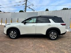 Nissan Pathfinder 2024 Ti