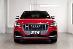 Audi Q2 SQ2 TFSI S tronic (221 kW)