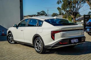 Kia K4