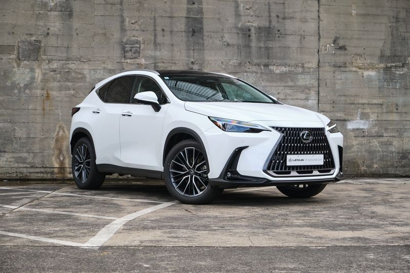 Lexus NX 350h Limited