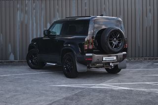Land Rover Defender 90 D250 S