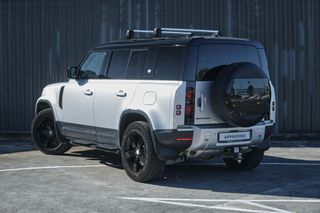 Land Rover Defender 110 P400e HSE