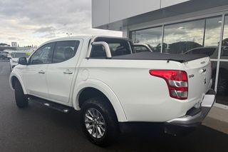 Mitsubishi Triton