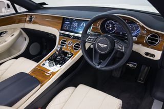 Bentley Continental GTC V8