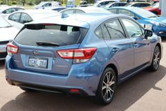 SUBARU IMPREZA 2.0i-L