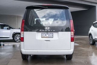 Hyundai STARIA LOAD