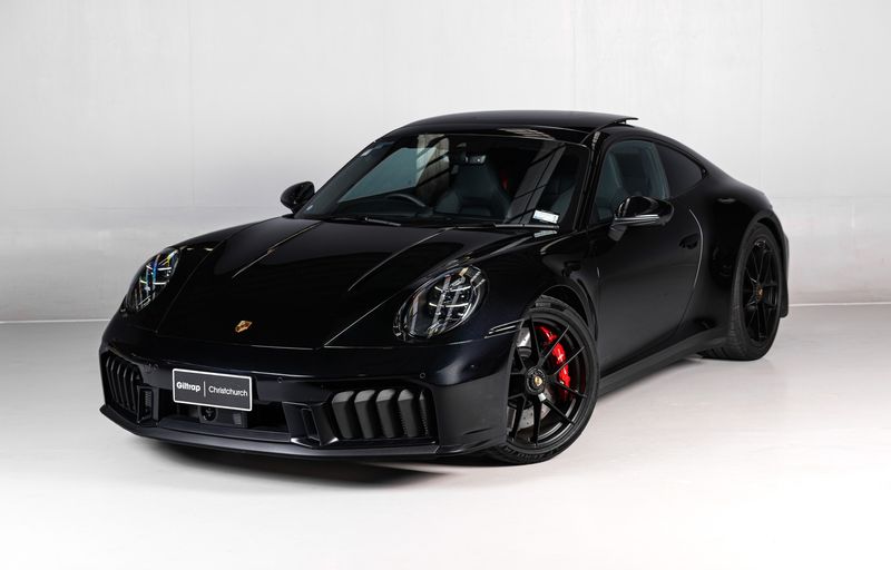 Porsche 911 Carrera GTS