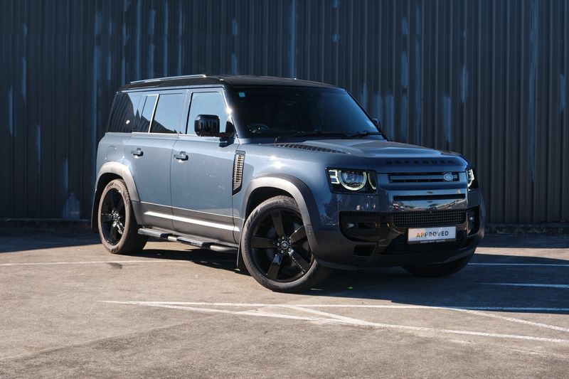 Land Rover Defender 110 P400 SE