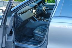 Land Rover Range Rover Velar P400e R-Dynamic SE