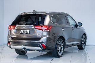 Mitsubishi Outlander VRX 2.3D 4WD