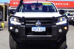 Mitsubishi Triton