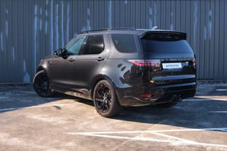 Land Rover Discovery D250 R-Dynamic SE