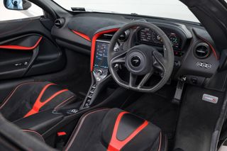 McLaren 720S Spider