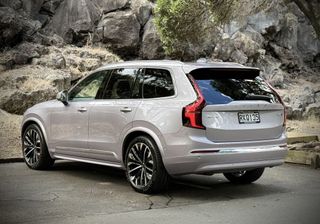Volvo XC90 B5 AWD Ultra Bright