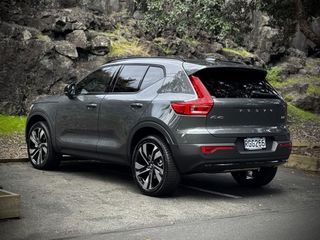 Volvo XC40 B4 AWD Ultra Dark