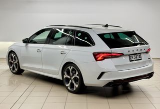 Skoda Octavia Wagon RS TSI 195kW
