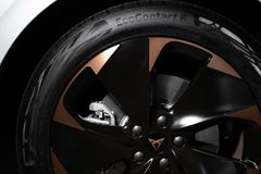 CUPRA Born V+