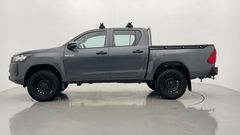 2024 TOYOTA HILUX WORKMATE (4x4)