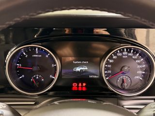 KIA CARNIVAL Si