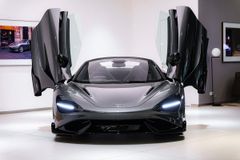 McLaren 765LT