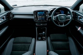 Volvo XC40 B5 AWD Ultimate Dark