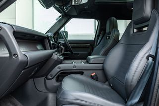 Land Rover Defender 110 P635 OCTA