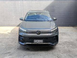 Volkswagen Tiguan R-Line 2WD