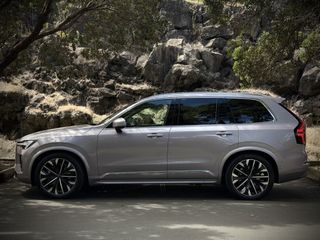 Volvo XC90 B5 AWD Ultra Bright