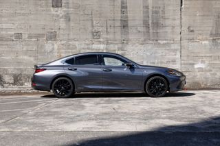 Lexus ES 300H F Sport