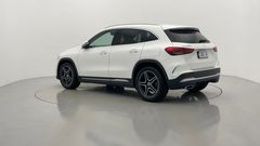 2021 MERCEDES-BENZ GLA 200
