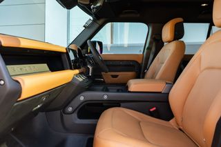 Land Rover Defender 110 V8 P525