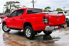 Mitsubishi Triton
