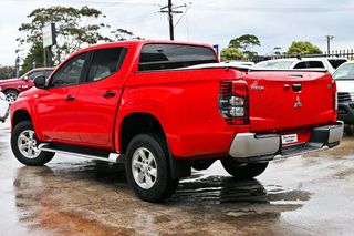 Mitsubishi Triton