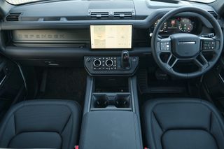 Land Rover Defender 110 D250 S