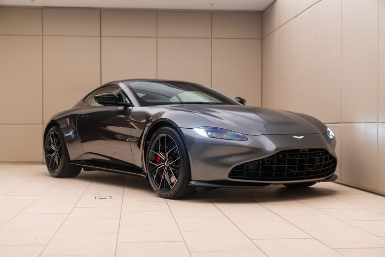 Aston Martin Vantage