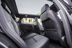 Land Rover Range Rover Evoque P300e Dynamic SE