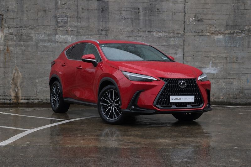 Lexus NX 450h+ Limited